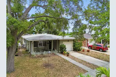 621 E Davis Boulevard, Tampa, FL 33606 - Photo 1