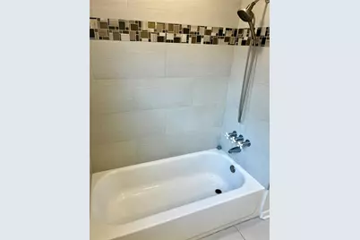 810 52nd Avenue N, Saint Petersburg, FL 33703 - Photo 11