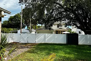 810 52nd Ave N, Saint Petersburg, FL 33703 - Photo 17