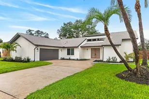 2773 Valencia Ln W, Palm Harbor, FL 34684 - Photo 1