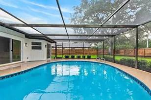 2773 Valencia Ln W, Palm Harbor, FL 34684 - Photo 45