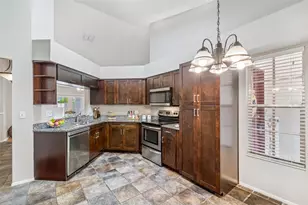 12008 Peony Ct, Tampa, FL 33635 - Photo 15