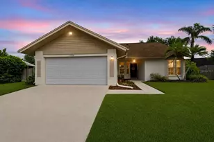 12008 Peony Ct, Tampa, FL 33635 - Photo 1