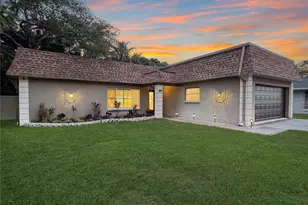 1011 Winding Oaks Dr, Palm Harbor, FL 34683 - Photo 7