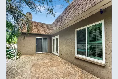 1011 Winding Oaks Drive, Palm Harbor, FL 34683 - Photo 11