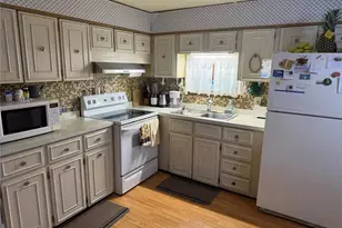 2044 Hoyle Dr, Holiday, FL 34691 - Photo 5