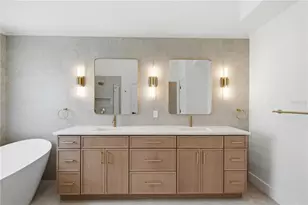 10226 Timberland Point Dr, Tampa, FL 33647 - Photo 13