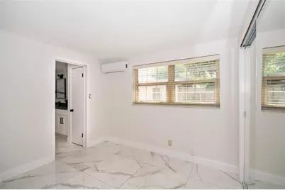 9241 N 52nd Street, Tampa, FL 33617 - Photo 13