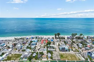 8125 Bayshore Dr, Treasure Island, FL 33706 - Photo 1
