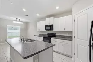 7023 Samuel Ivy Dr, Tampa, FL 33619 - Photo 9