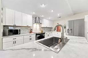 6230 Cedar St NE, Saint Petersburg, FL 33702 - Photo 15