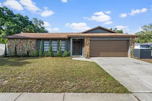 1861 Willow Oak Dr N, Palm Harbor, FL 34683 - Photo 1