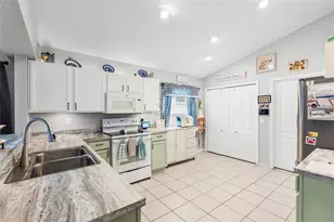 614 Somerstone Dr, Valrico, FL 33594 - Photo 9