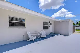 2714 E 98th Ave, Tampa, FL 33612 - Photo 5