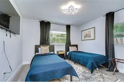 2714 E 98th Avenue, Tampa, FL 33612 - Photo 25