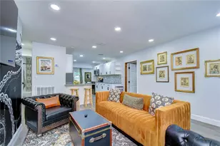 2714 E 98th Ave, Tampa, FL 33612 - Photo 7