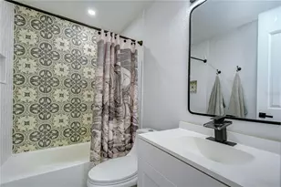 2714 E 98th Ave, Tampa, FL 33612 - Photo 29