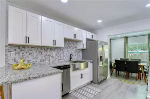 2714 E 98th Ave, Tampa, FL 33612 - Photo 11