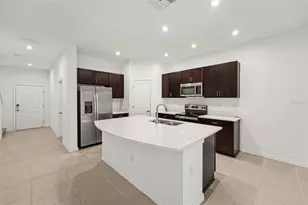 10573 Oakside Dr, Palmetto, FL 34221 - Photo 3