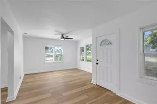 4355 58th Ave N, Saint Petersburg, FL 33714 - Photo 7