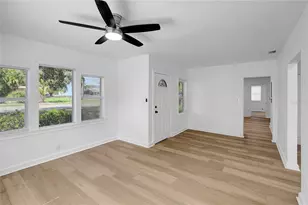 4355 58th Ave N, Saint Petersburg, FL 33714 - Photo 5