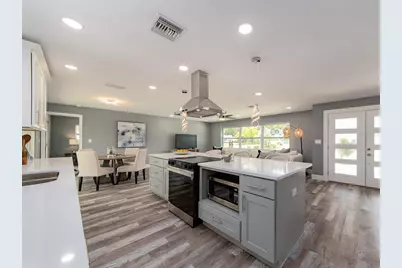 201 Harbor Bluff Drive, Largo, FL 33770 - Photo 19