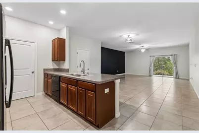 10687 Lake Montauk Drive, Riverview, FL 33578 - Photo 7
