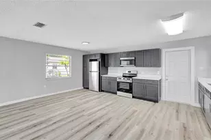 917 Winchester Ct, Brandon, FL 33510 - Photo 7