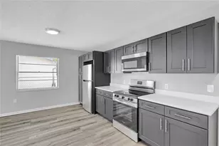 917 Winchester Ct, Brandon, FL 33510 - Photo 13
