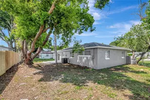 917 Winchester Ct, Brandon, FL 33510 - Photo 33