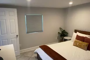 2765 61st Ave N, Saint Petersburg, FL 33714 - Photo 11