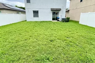 14832 Crescent Rock Dr, Wimauma, FL 33598 - Photo 3