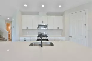 14661 Horse Trot Rd, Lithia, FL 33547 - Photo 11