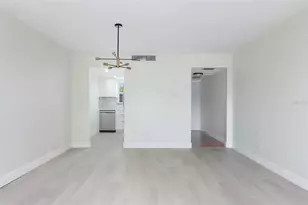 1225 58th St N, Saint Petersburg, FL 33710 - Photo 5