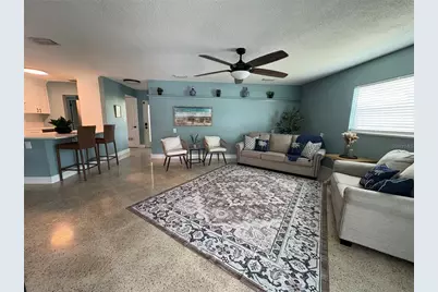 4820 Venetian Boulevard NE, Saint Petersburg, FL 33703 - Photo 5