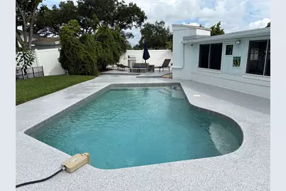 4820 Venetian Boulevard NE, Saint Petersburg, FL 33703 - Photo 19