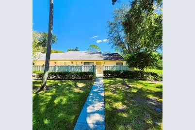 1333 Shady Pine Way #F, Tarpon Springs, FL 34688 - Photo 1