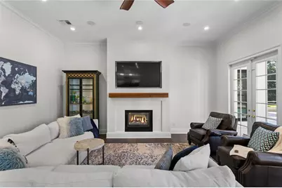 17027 Candeleda De Avila, Tampa, FL 33613 - Photo 15