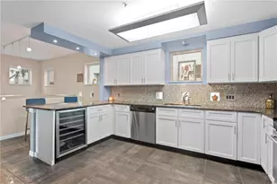 4950 Bayshore Blvd, Tampa, FL 33611 - Photo 17