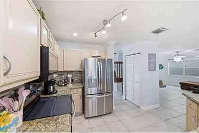 4258 NW 1st Dr, Deerfield Beach, FL 33442 - Photo 19