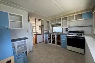 37309 8th Ave, Zephyrhills, FL 33542 - Photo 9