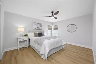 14499 Mooring Dr, Seminole, FL 33776 - Photo 37