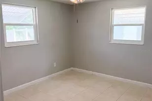 2412 Arcadia Rd, Holiday, FL 34690 - Photo 17