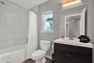 2011 Outer Dr, Sarasota, FL 34231 - Photo 15