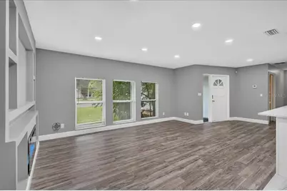 2964 Meadow Oak Drive S, Clearwater, FL 33761 - Photo 3