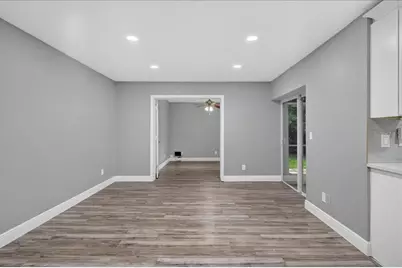 2964 Meadow Oak Drive S, Clearwater, FL 33761 - Photo 17