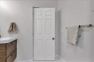 2402 W Fig St, Tampa, FL 33609 - Photo 21