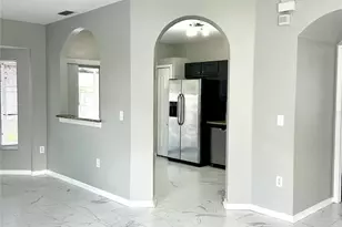 504 Maple Pointe Dr, Seffner, FL 33584 - Photo 7