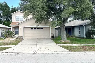 504 Maple Pointe Dr, Seffner, FL 33584 - Photo 1