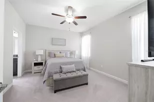 9927 Ivory Dr, Ruskin, FL 33573 - Photo 9